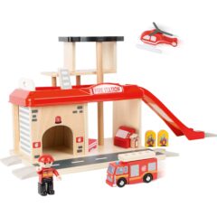 Drevená hasičská stanica - Oma & Lu